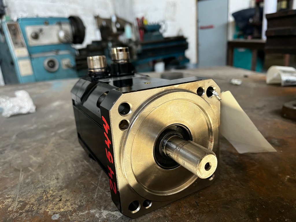 Servomotor terminado y probado